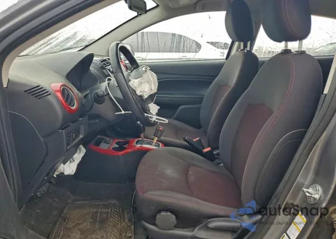 2020 Mitsubishi Mirage Le z USA, uszkodzony, nr VIN ML32A5HJ1LH004504